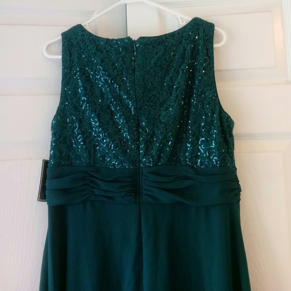 Jessica Howard Teal Colored Gown - Picture 4 of 4